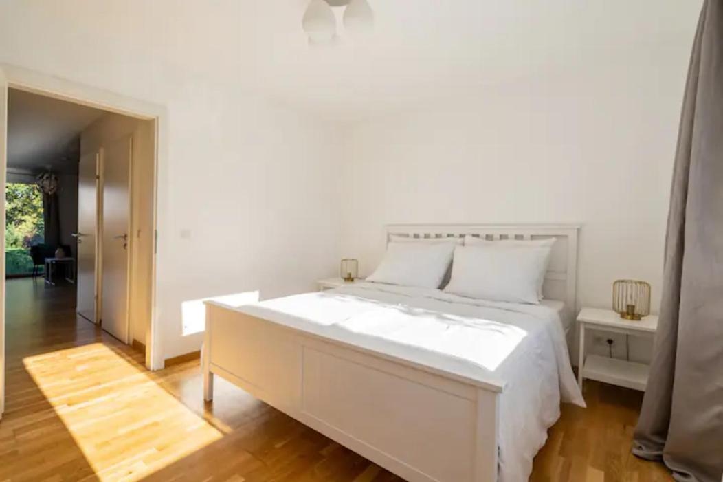 Near Lake Fully Furnished Beautiful Apartment Вена Экстерьер фото